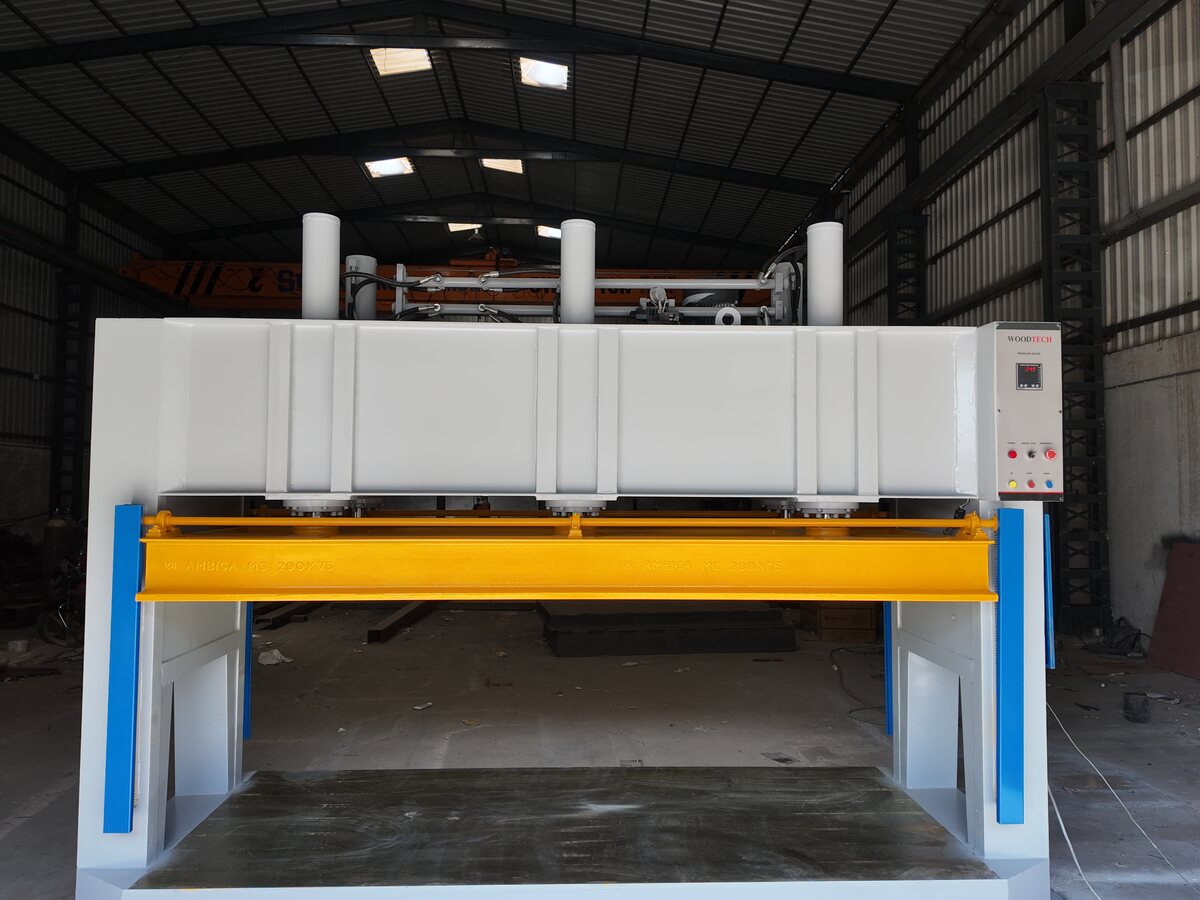 Gurukrupa GEW-150T hydraulic cold press