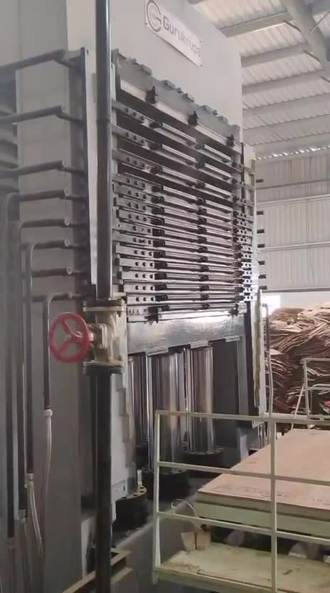 Press in operation
